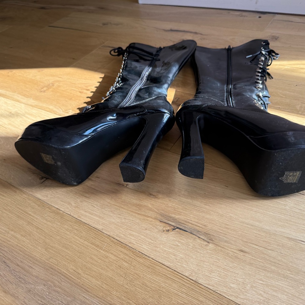 Black Patent Leather Platform Lace-Up Boots ladies 12 - Picture 3 of 4